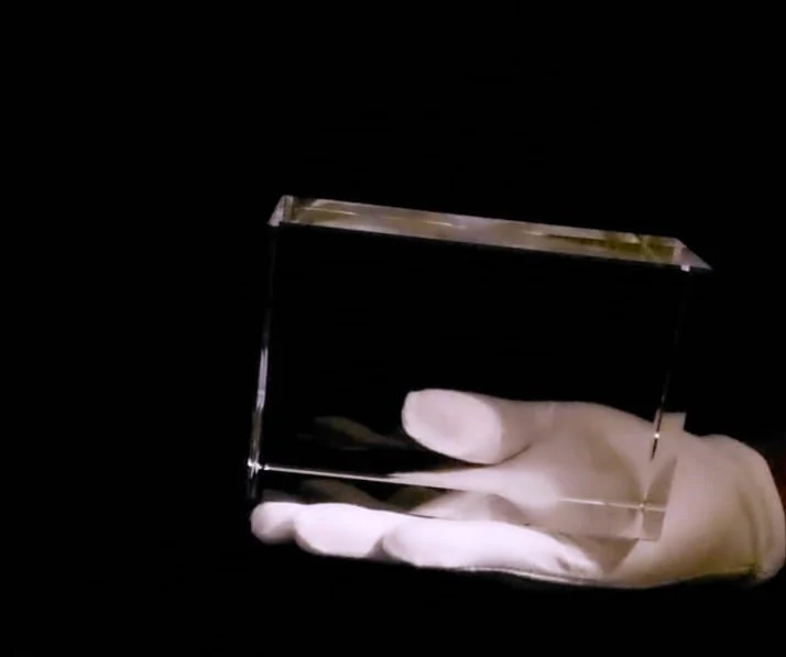 3D Honour Crystal + Light Base - Image 5