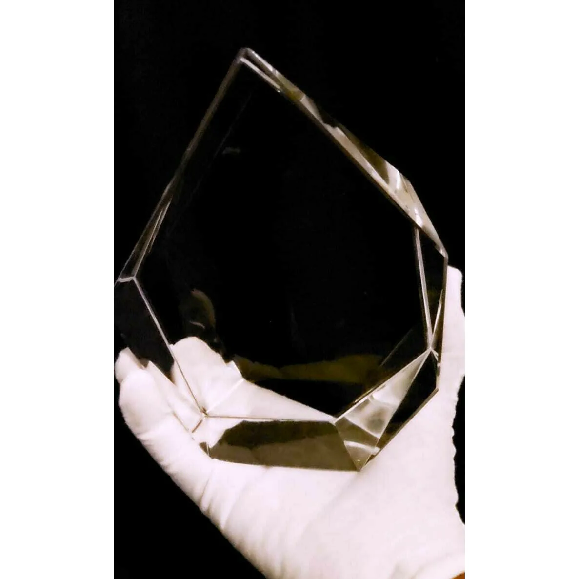 3D Iceberg Prestige Crystal - Xtra Large - Image 12